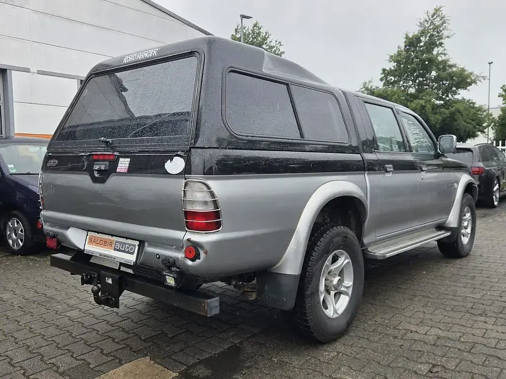 Gebraucht Mitsubishi L200 116 PS (85 kW) 2002 Schwarz Pickup