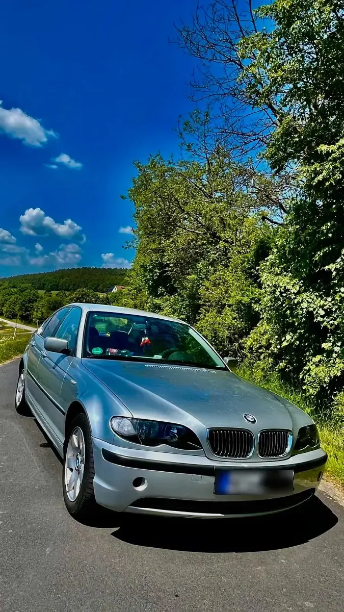 Gebraucht BMW 320 170 PS (125 kW) 2001 Silber Limousine
