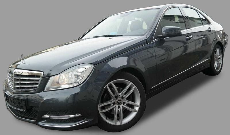 Gebraucht Mercedes C250 Elegance 204 PS (150 kW) 2013 Tenoritgrau (metallic) Limousine