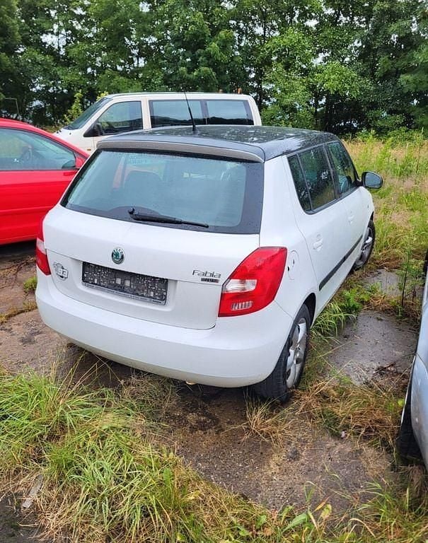 Gebraucht Skoda Fabia Classic 86 PS (63 kW) 2008 Weiß Limousine