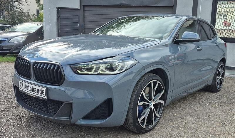 Grau Gebraucht 2021 BMW X2 M Sport SUV | 25.690 € (Guter Preis) - Bild 1/4