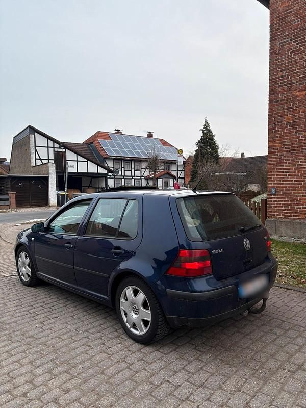 Gebraucht VW Golf IV 115 PS (84 kW) 2002 Blau Limousine
