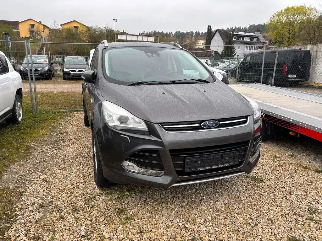 Używany Ford Kuga Titanium 179 KM (131 kW) 2015 Szary SUV