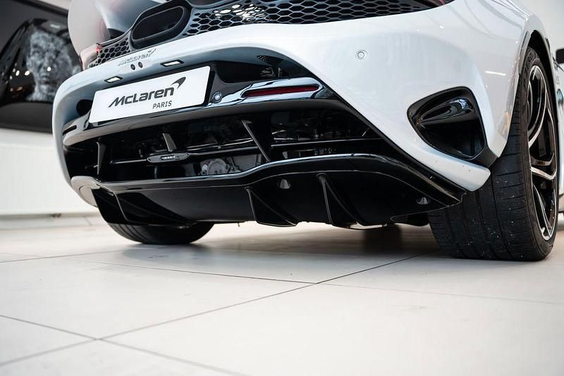 Gebraucht McLaren 750S 751 PS (552 kW) 2023 Silber Cabrio