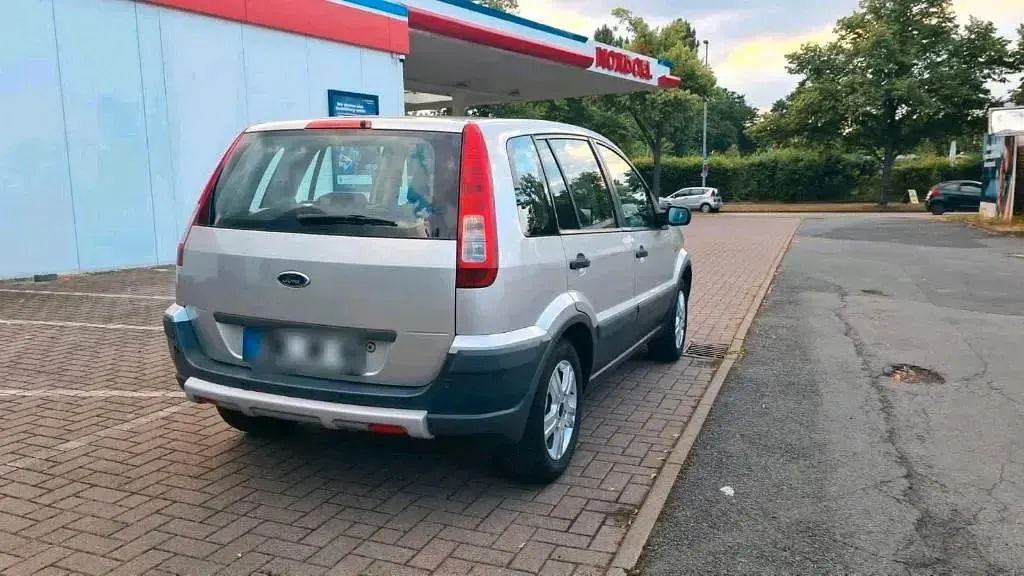 Gebraucht Ford Fusion Style 80 PS (58 kW) 2007 Silber Kleinwagen