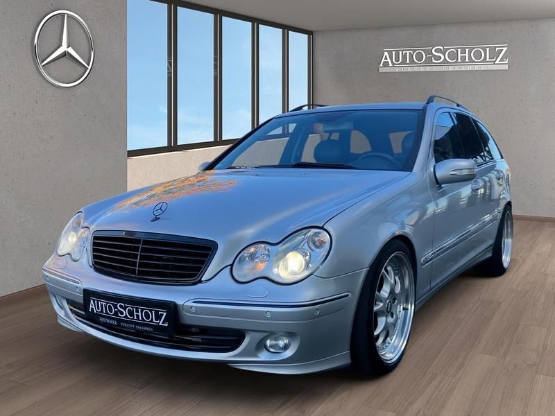 Silber Gebraucht 2005 Mercedes C320 Avantgarde Kombi | 3.300 € (Guter Preis) - Bild 1/4