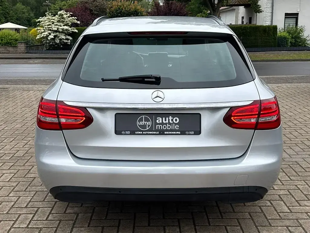 Gebraucht Mercedes C220 170 PS (125 kW) 2018 Silber Limousine