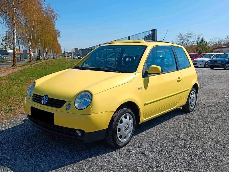 Brugt VW Lupo 50 HK (36 kW) 2000 Gul Hatchback