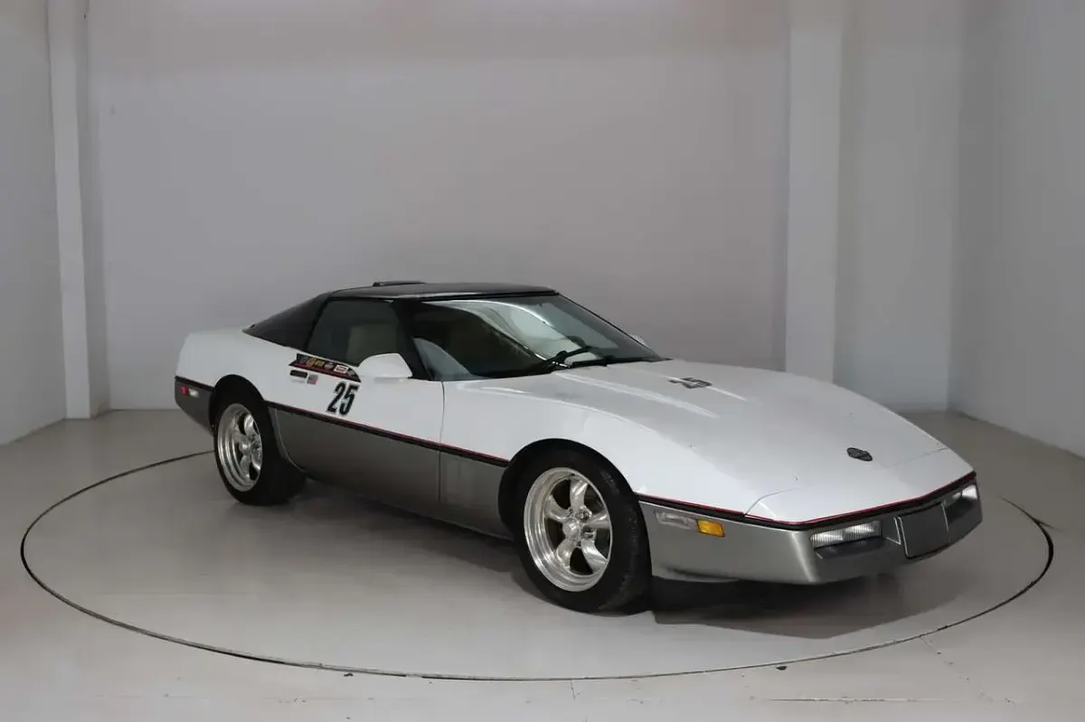 Gebraucht Corvette C4 232 PS (170 kW) 1986 Weiß Coupé