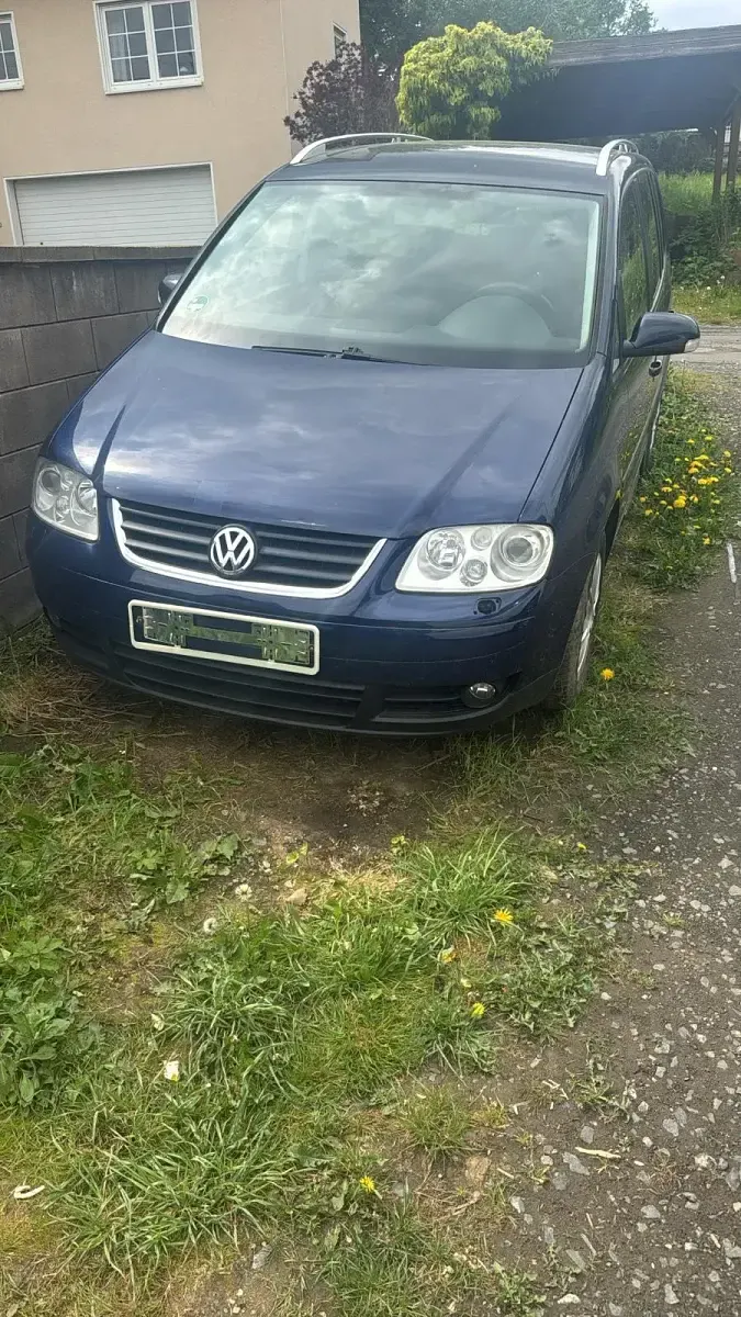 Gebraucht VW Touran 140 PS (102 kW) 2005 Blau Van / Kleinbus