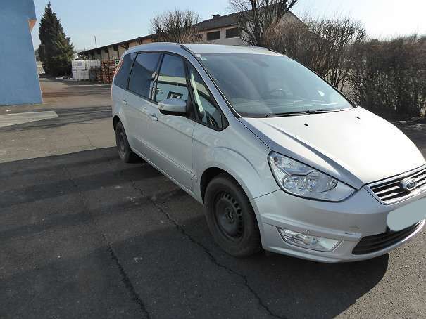 Gebraucht Ford Galaxy Business Edition 140 PS (102 kW) 2014 Grau metallic Van / Kleinbus