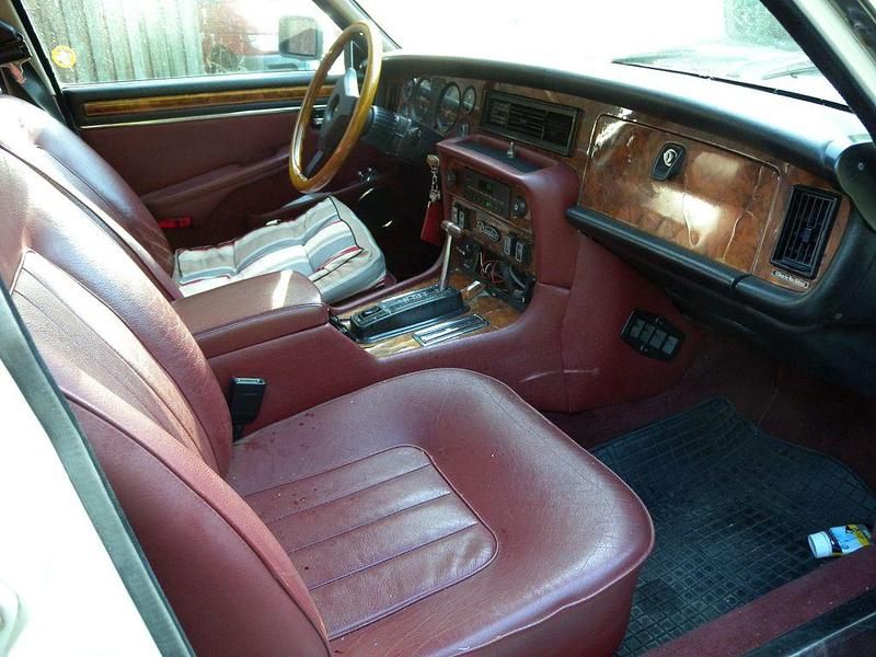 Gebraucht Jaguar XJ12 253 PS (186 kW) 1987 Weiß Limousine
