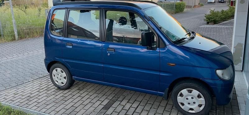 Blau Gebraucht 2001 Daihatsu Move Kleinwagen | 2.350 € - Bild 1/1