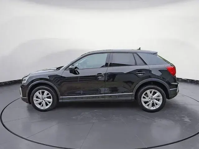 Gebraucht Audi Q2 Advanced Plus 116 PS (85 kW) 2025 Mythosschwarz metallic SUV