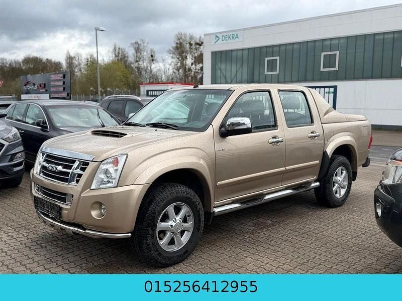 Gebraucht Isuzu D-Max 163 PS (119 kW) 2009 Gold Pickup