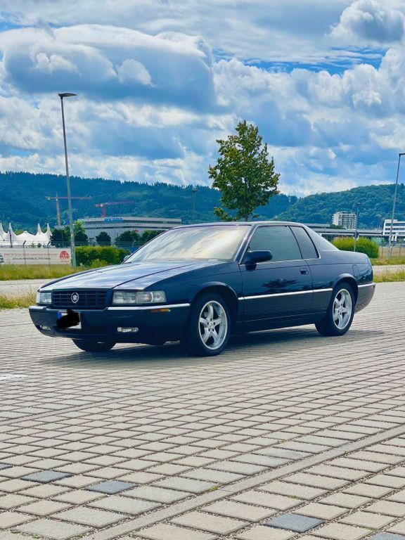 Blau Gebraucht 1995 Cadillac Eldorado Coupé | 8.500 € - Bild 1/4