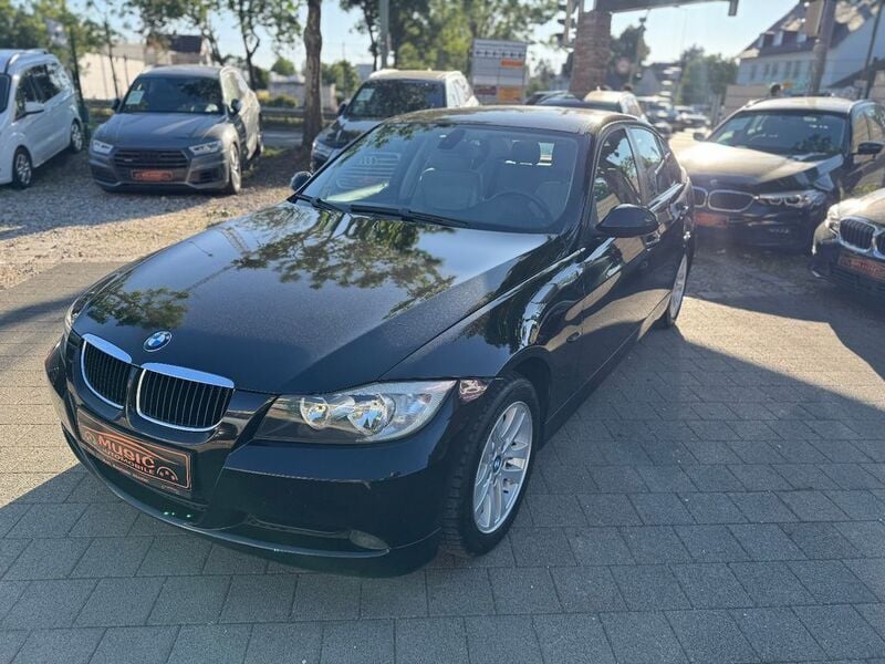 Schwarz Gebraucht 2007 BMW 320 Advantage Limousine | 3.950 € (Fairer Preis) - Bild 1/4