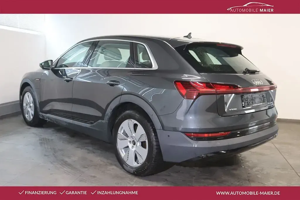 Gebraucht Audi e-tron Sport 300 kW (408 PS) 2023 Manhattangrau metallic SUV