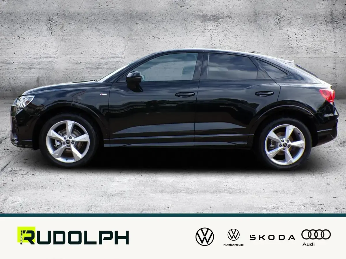 Gebraucht Audi Q3 Sportback S-Line 150 PS (110 kW) 2025 Schwarz SUV
