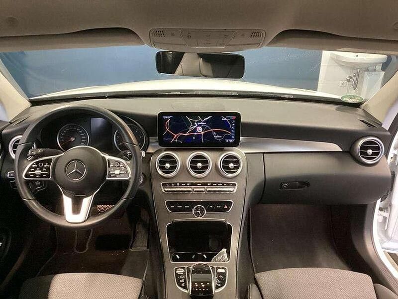 Gebraucht Mercedes C220 Avantgarde 194 PS (142 kW) 2020 Polarweiss  unilack Coupé