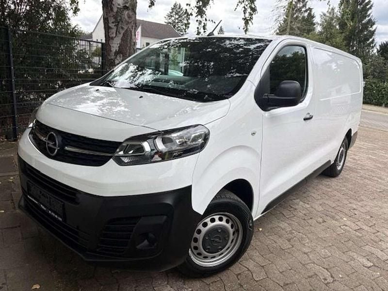 Jade weiss Gebraucht 2021 Opel Vivaro Edition Van / Kleinbus | 18.890 € (Fairer Preis) - Bild 1/4