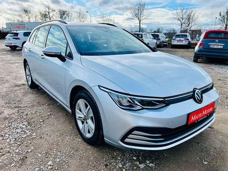 Gebraucht VW Golf VIII Life 150 PS (110 kW) 2023 Silber Kombi