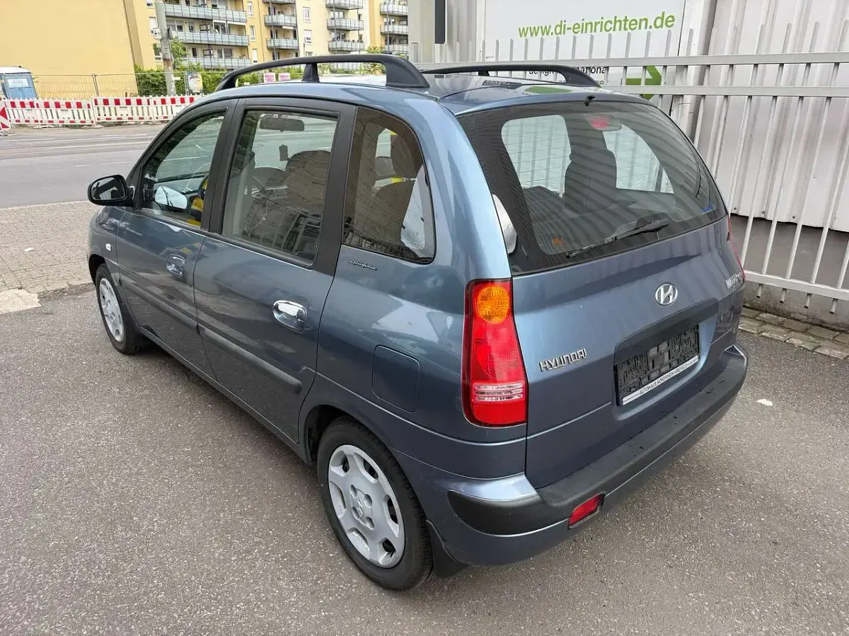 Occasion Hyundai Matrix GLS 122 ch (89 kW) 2002 Bleue Monospace