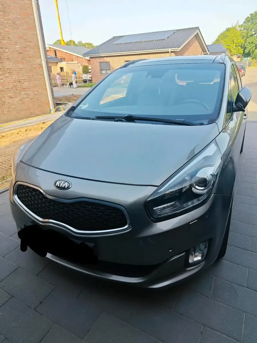 Gebraucht Kia Carens 2013 Grau Van / Kleinbus