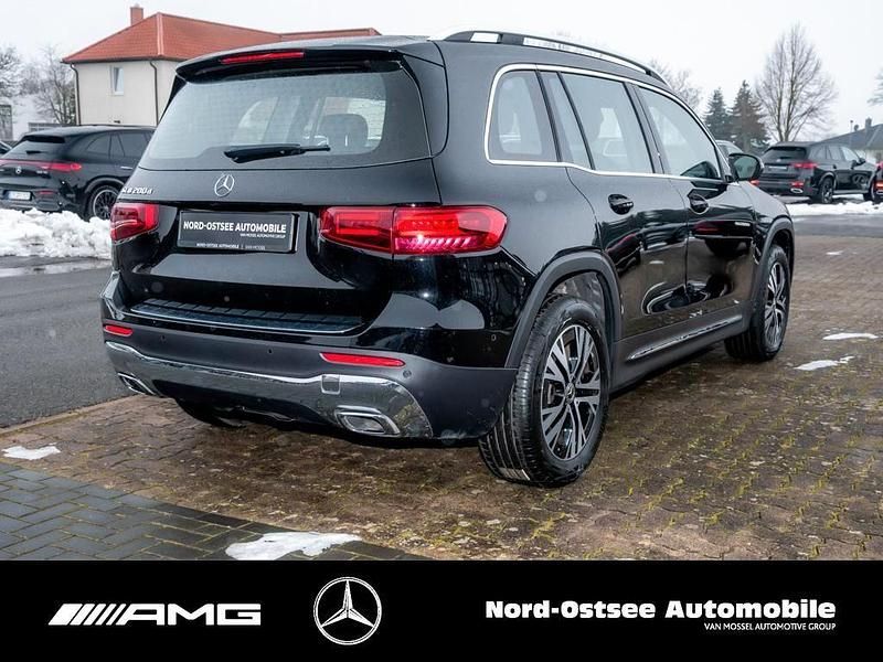 Gebraucht Mercedes GLB200 Progressive 150 PS (110 kW) 2025 Unilack nachtschwarz SUV