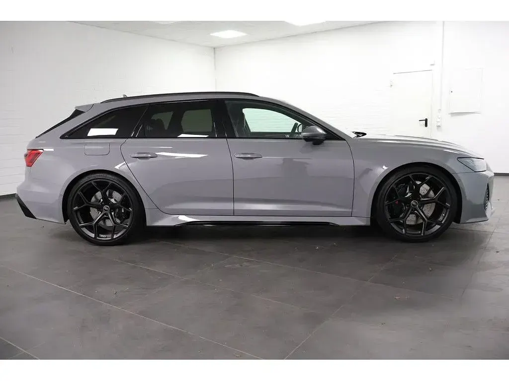 Gebraucht Audi RS6 Performance 630 PS (463 kW) 2025 Grau Kombi
