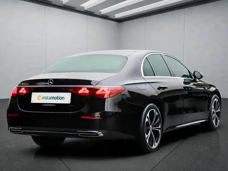 Gebraucht Mercedes E300 197 PS (144 kW) 2025 Schwarz Limousine