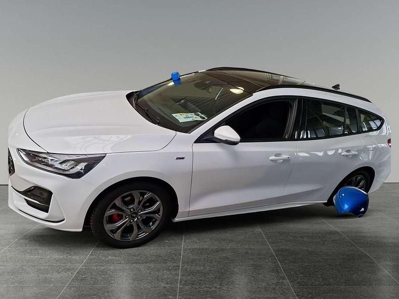 Neu Ford Focus ST-Line X 155 PS (114 kW) 2026 Frostweiß Kombi