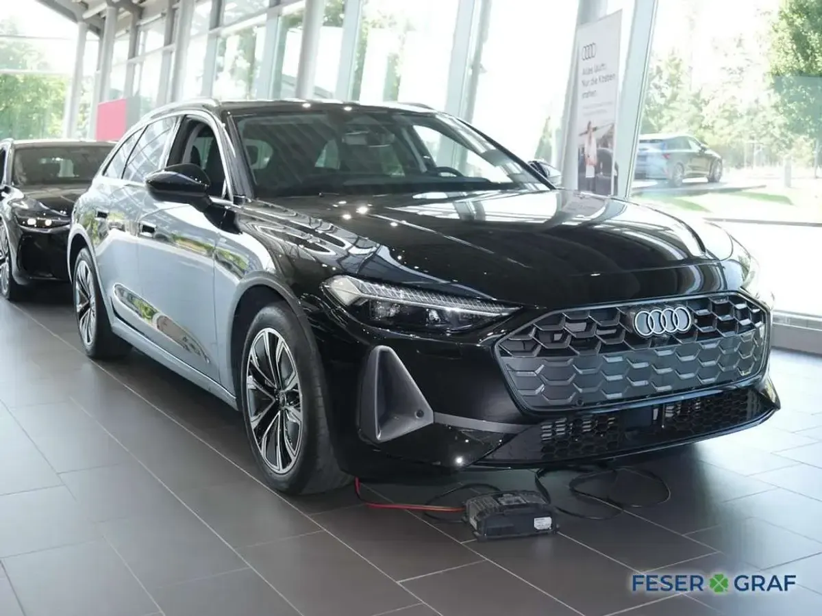 Neu Audi A5 299 PS (219 kW) 2026 Mythosschwarz metallic Kombi
