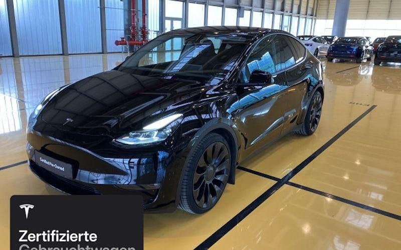Schwarz Gebraucht 2022 Tesla Model Y Performance SUV | 42.400 € (Teuer) - Bild 1/4