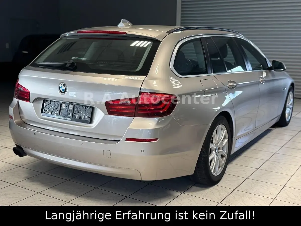 Gebraucht BMW 520 184 PS (135 kW) 2014 Gold Limousine