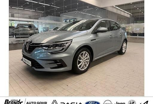 Gebraucht Renault Mégane IV Intens 140 PS (102 kW) 2021 Highlandgrau metallic (metallic) Limousine