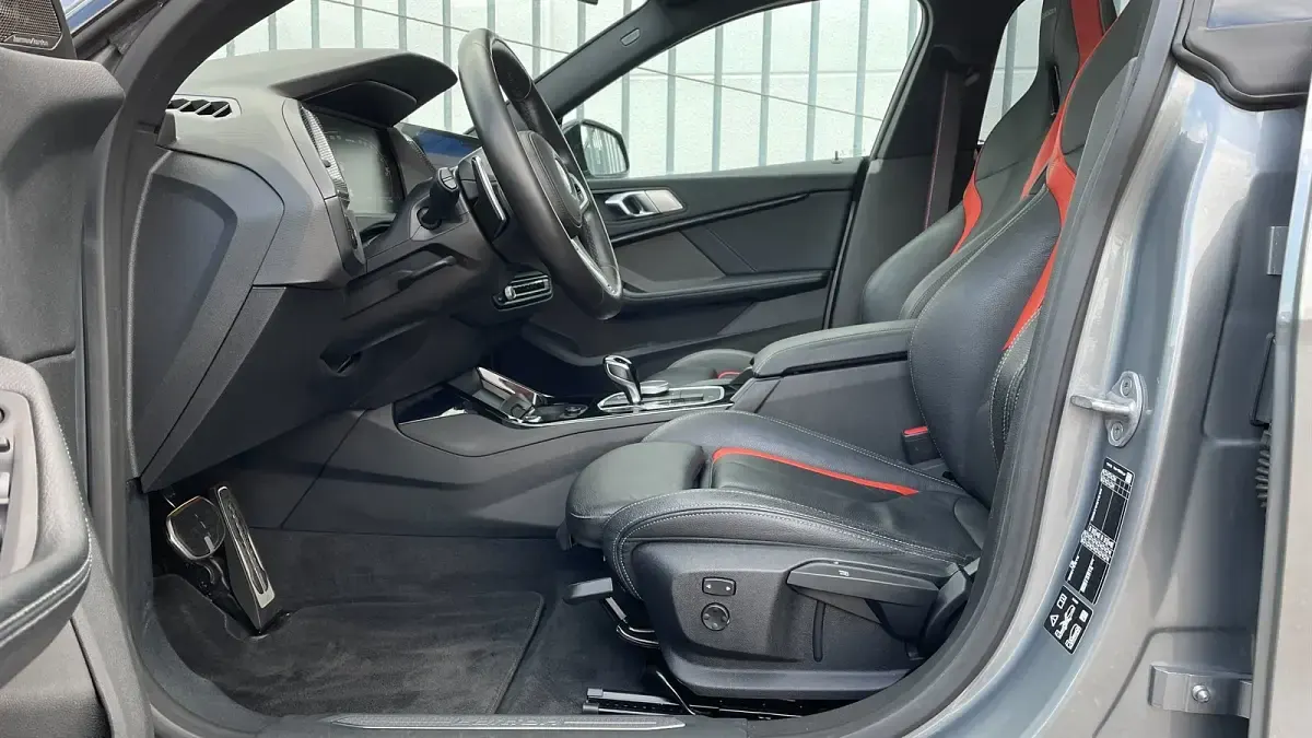 Gebraucht BMW M235 Efficient Dynamics 306 PS (225 kW) 2023 Skyscraper grau metallic Coupé