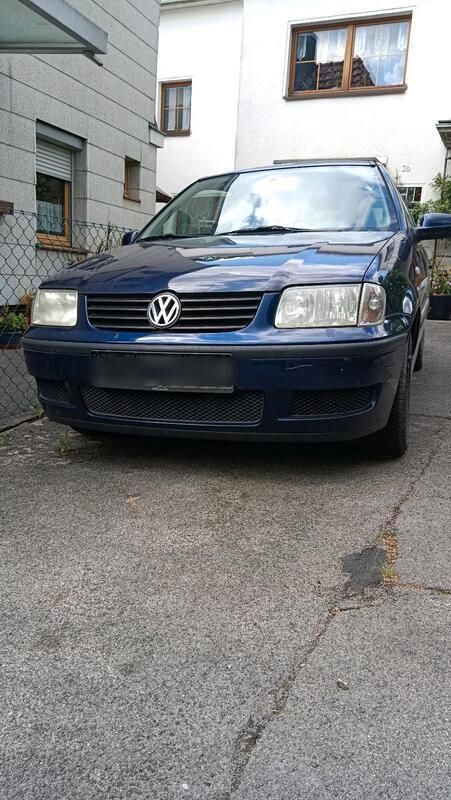 Blau Gebraucht 2000 VW Polo Kleinwagen | 500 € (Guter Preis) - Bild 1/4