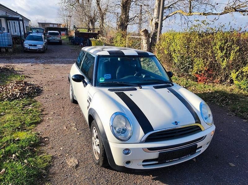 Beige Gebraucht 2006 Mini ONE Seven Kleinwagen | 3.000 € (Fairer Preis) - Bild 1/4