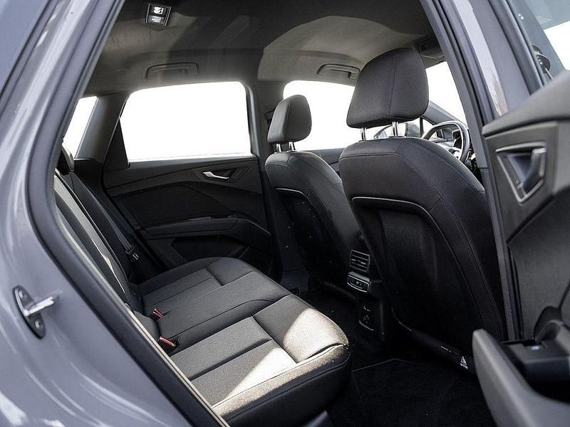 Gebraucht Audi Q4 e-tron 150 kW (204 PS) 2023 Grau SUV