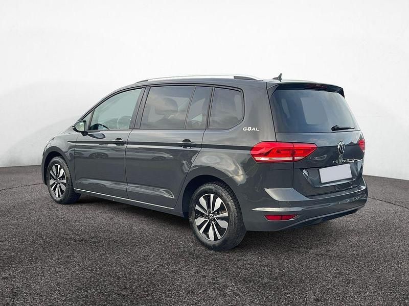 Gebraucht VW Touran Goal 150 PS (110 kW) 2025 Grau Van / Kleinbus