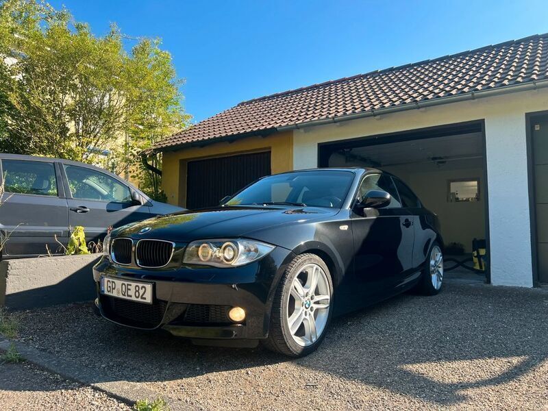 Schwarz Gebraucht 2009 BMW 125 M Sport Kleinwagen | 14.990 € (Etwas zu teuer) - Bild 1/4
