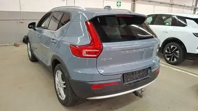 Usata Volvo XC40 Plus 261 CV (191 kW) 2022 Grigio SUV