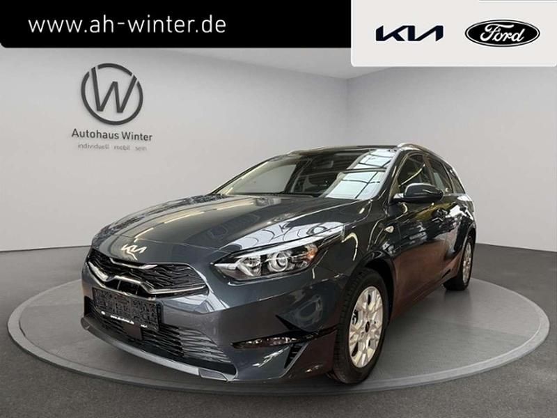 Grau Neu 2025 Kia Ceed Sportswagon Vision Kombi | 25.995 € (Fairer Preis) - Bild 1/4