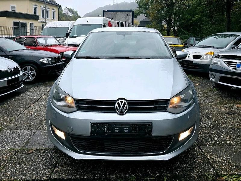 Gebraucht VW Polo Highline 75 PS (55 kW) 2011 Silber Kleinwagen
