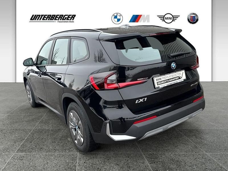 Gebraucht BMW iX1 Performance 225 kW (306 PS) 2023 Schwarz SUV