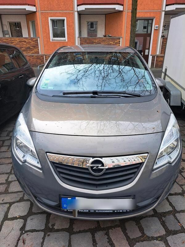 Grau Gebraucht 2010 Opel Meriva Van / Kleinbus | 4.500 € (Fairer Preis) - Bild 1/3
