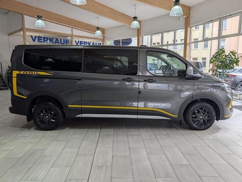 Gebraucht Ford Transit Custom 170 PS (125 kW) 2025 Grau Van / Kleinbus