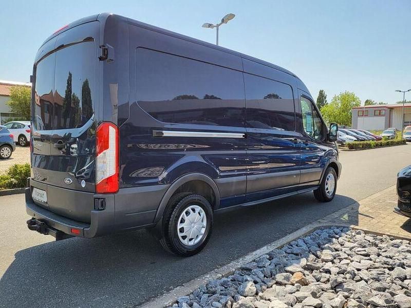 Gebraucht Ford Transit Trend 131 PS (96 kW) 2019 Blazerblau Van