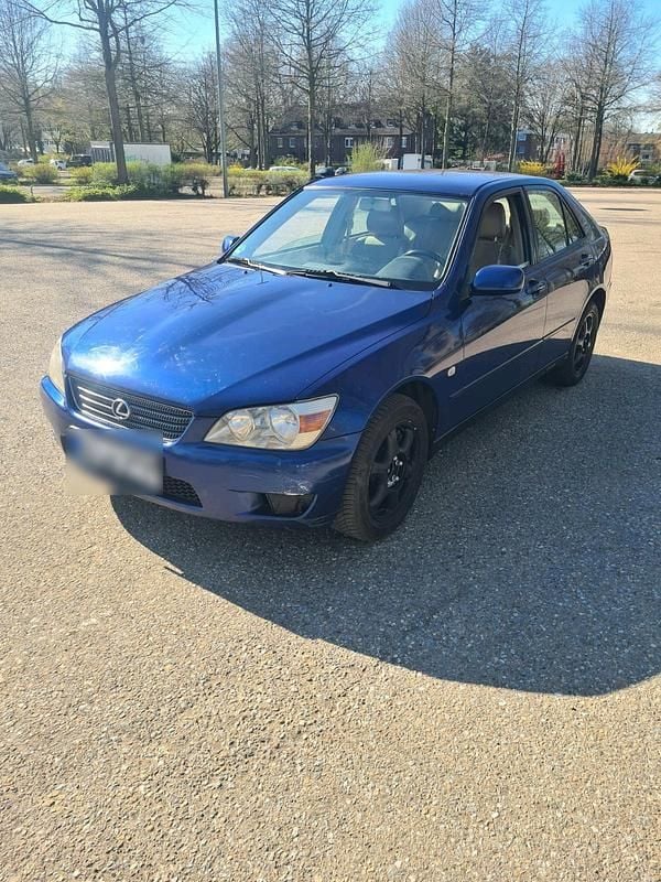 Gebraucht Lexus IS200 155 PS (114 kW) 2000 Blau Limousine